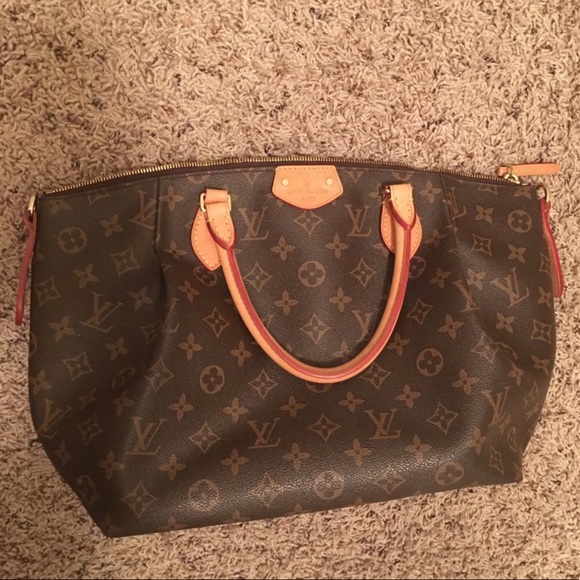 Louis Vuitton Handbags - Louis Vuitton Turenne mm
